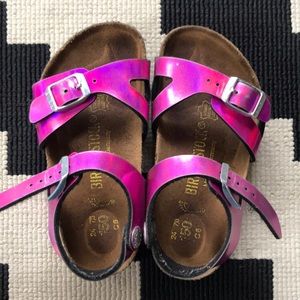 Birkenstocks size shown in pictures